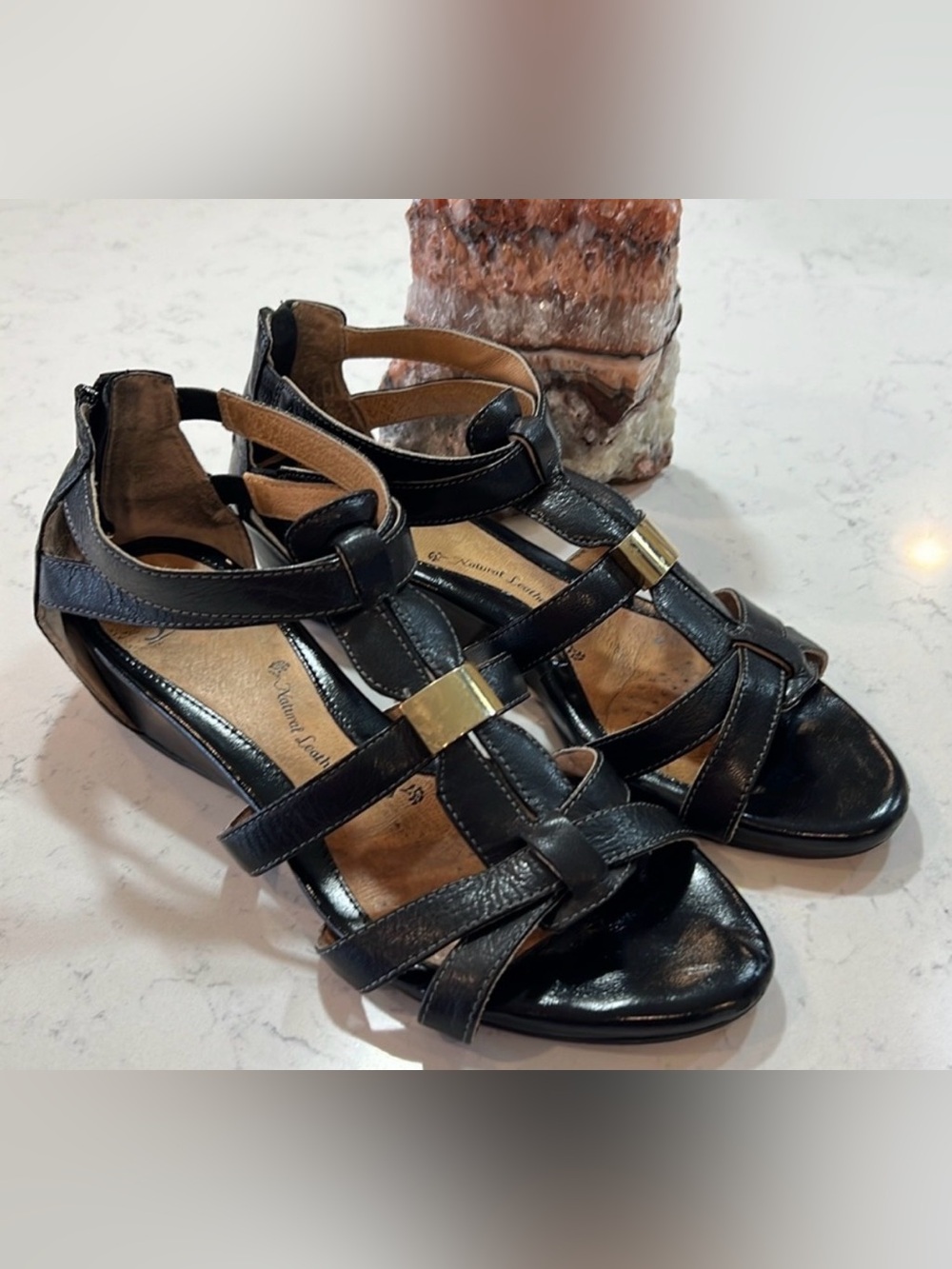 Leather EURO Soft by Sofft ROCHELLE Sandals Hidden Wedge Heel Size 9